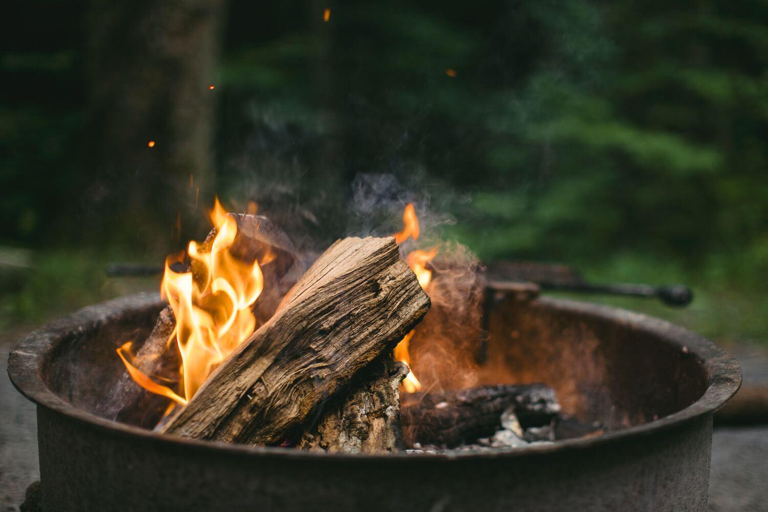 Couples Retreat: King Bed:Hot Tub:Firepit & More 블루리지 외부 사진